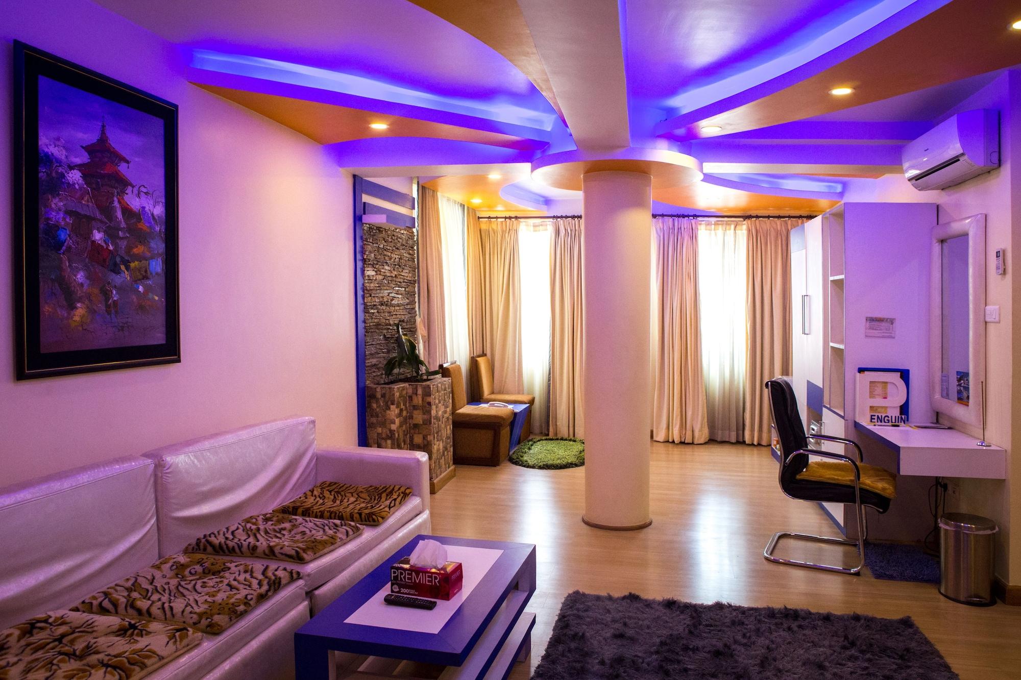 Royal Penguin Boutique Hotel & Spa Catmandu Exterior foto