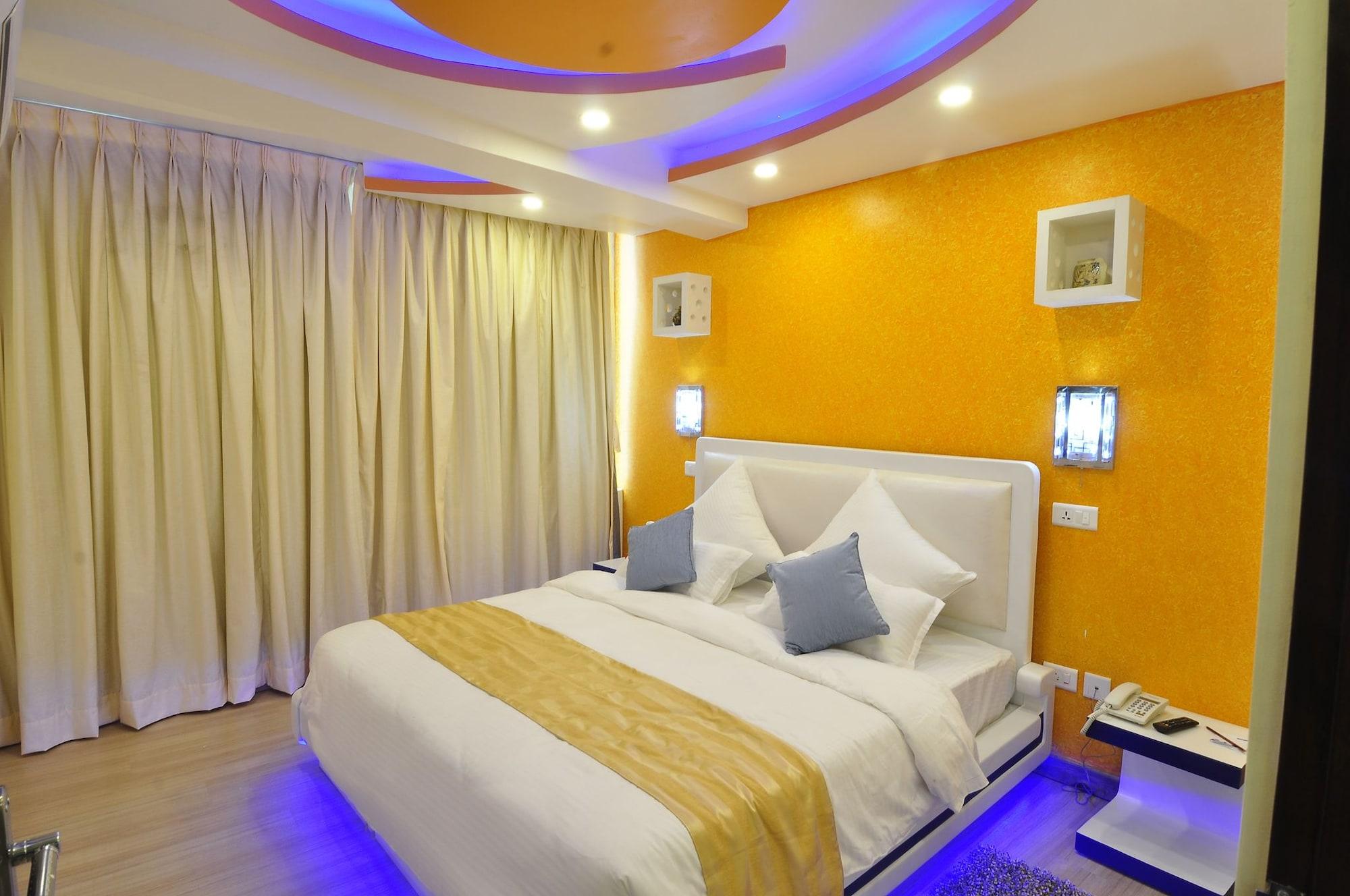 Royal Penguin Boutique Hotel & Spa Catmandu Exterior foto